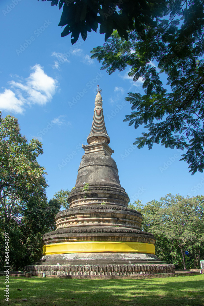 Chedi on Wat Umong, Chiang Mai Province Chedi on Wat Umong, Chiang Mai Province