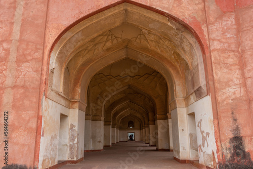 Tomb of Akbar the Great at Sikandra Fort in Agra - Uttar Pradesh, India © Mubarak