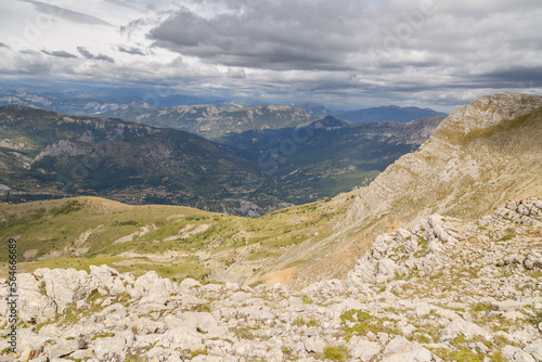 Randonnée sur le cime de Cheiron par Gréolières, Préalpes de Grasse, Alpes-Maritimes, France