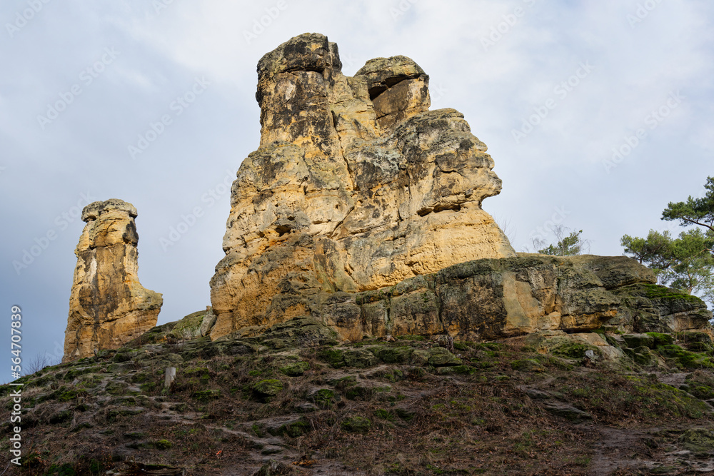 Die Klusberge mit Teufelsstuhl und Fünffingerfelsen. Bizarre Sandsteinfelsen