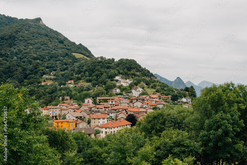Fototapeta premium Panoramic view over the little old village Brè