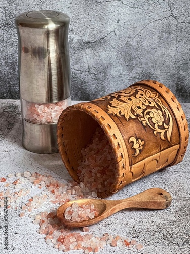 Himalayan coarse pink salt. Salt grinder, electric.