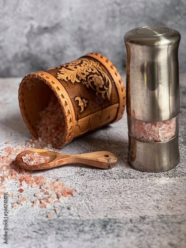 Himalayan coarse pink salt. Salt grinder, electric.