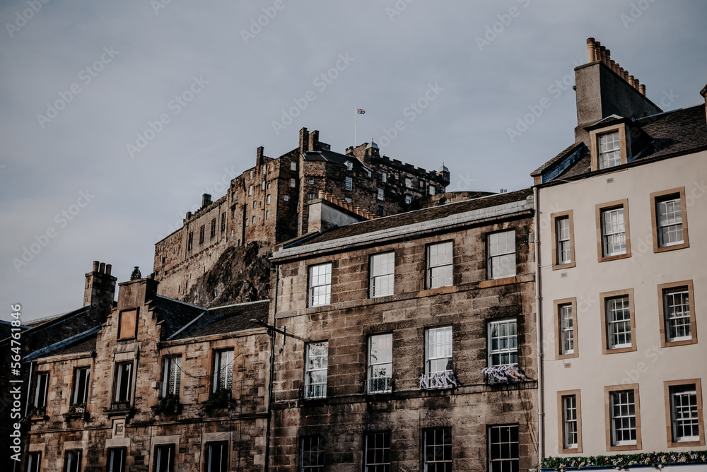 Altes und Neues Gebäude Innenstadt Edinburgh