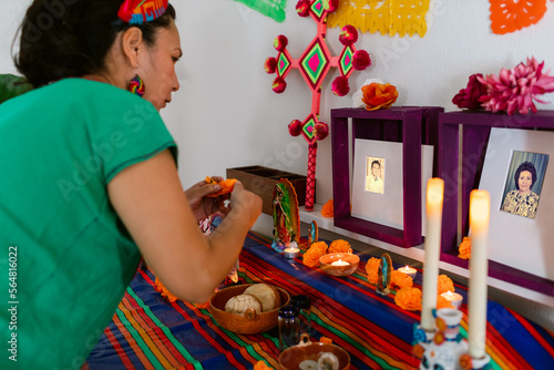 Altar in tribute to descendents photo