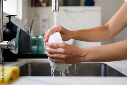 Washing bowl in kitchen.