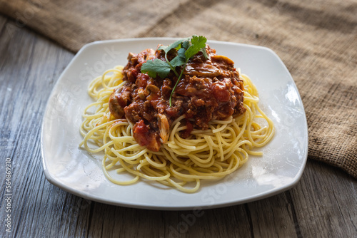 spaghetti with bolognese sauce food