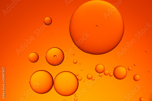 Top view movement of oil bubbles in the liquid