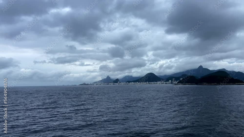 Stunning ocean views of Rio de Janeiro. Movement at sea. City view. Calm ocean. Marine nature. Stunning ocean views of Rio de Janeiro. Movement at sea. City view. Calm ocean. Marine nature.