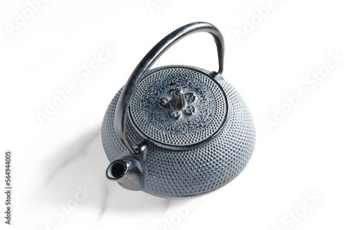 茶道具として考案された日本の伝統的な湯沸かしの鉄瓶