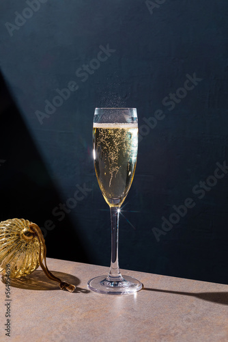 sparkling champagne glass photo
