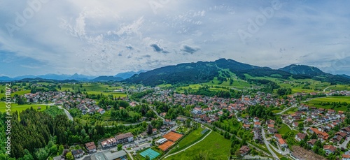 Ausblick auf die Gemeinde Nesselwang im Ostallgäu