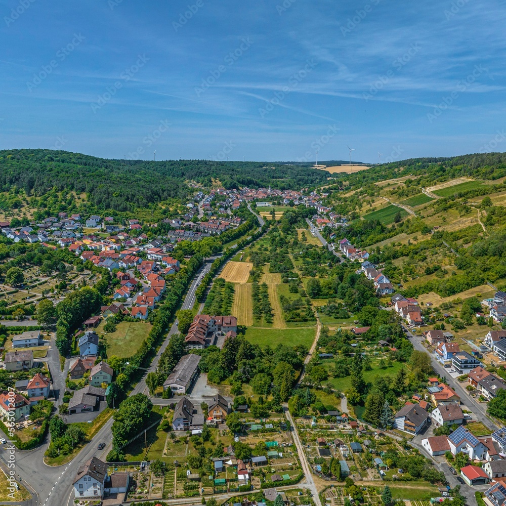 Lauda im Taubertal im Luftbild - Ausblick auf dan Ortsteil Oberlauda