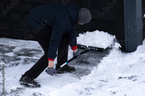 Snow removal in front of the house