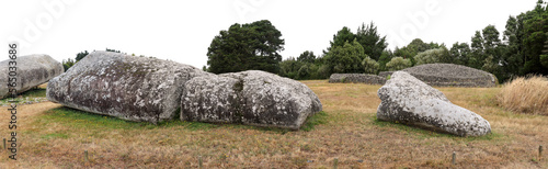 Grand Menhir Brise and dolmen Table des Marchand