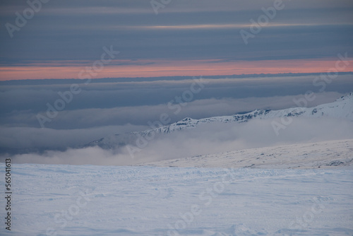 atardecer en glaciar de islandia © RaldaPhoto