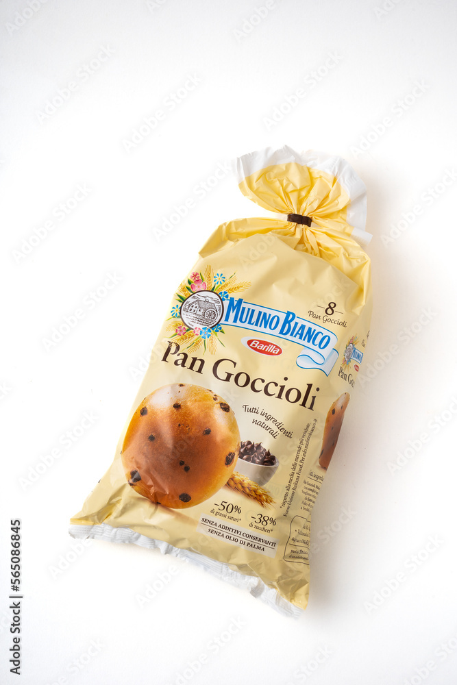 Mulino Bianco Barilla Pan Goccioli packaging. Italian brioches. Udine