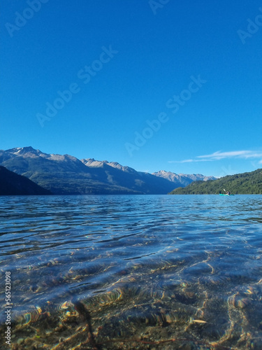Lago patagónico © Agustina Fernández A