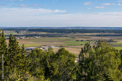 Plaine de la Vaunage depuis le Roc de Gachone à Calvisson photo