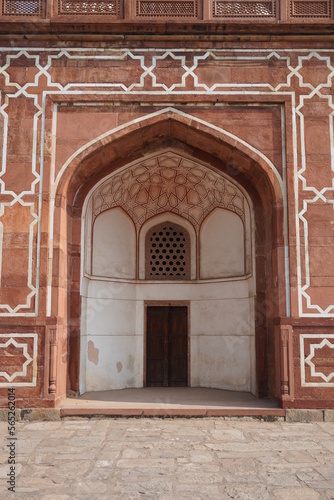 Humayun's tomb of Mughal Emperor Humayun, New delhi, India © Urmila