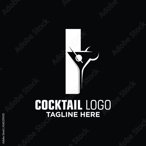 Letter I Cocktail Logo Design Template Inspiration, Vector Illustration.