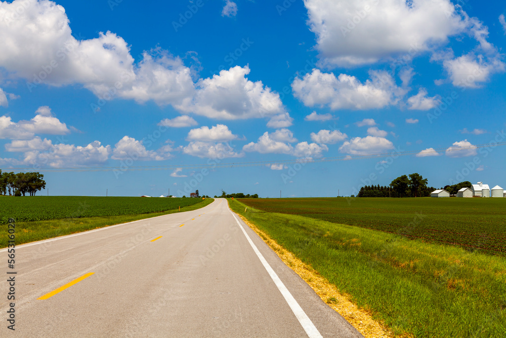 Fototapeta premium Country Road With Blue Sky
