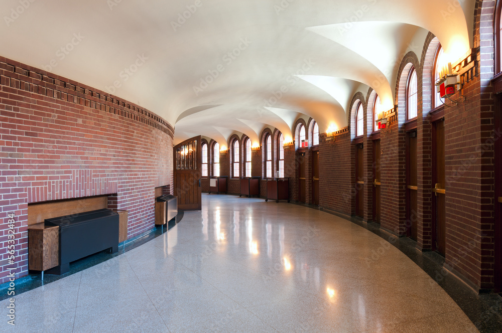 Fototapeta premium historic church foyer and entrance with arched windows and vaulted ceilings in lincoln park chicago 