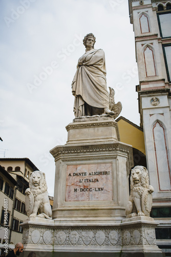 Marble sculpture of the figure of Dante Alighieri in Florence Square