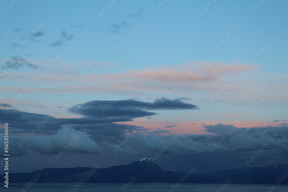 Fototapeta premium clouds over the sea