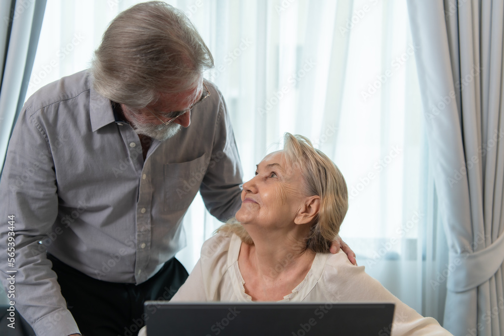 A long-term relationship that lasts until old age. characterized by unchanging love and also uses technology to communicate with children without interruption A long-term relationship that lasts until old age. characterized by unchanging love and also uses technology to communicate with children without interruption