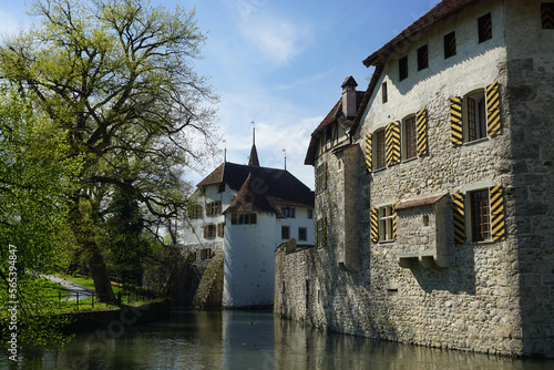 Schloss Architektur Schweiz © Nika Wanders