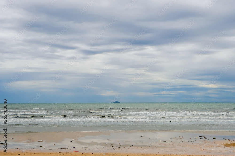 Horizontal line of the beach, in Pattaya, Thailand Horizontal line of the beach, in Pattaya, Thailand