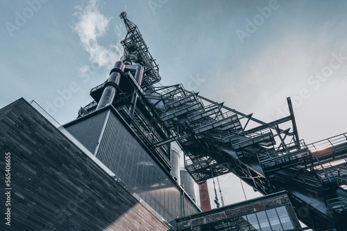 Bild auf Leinwand steel industrial tower