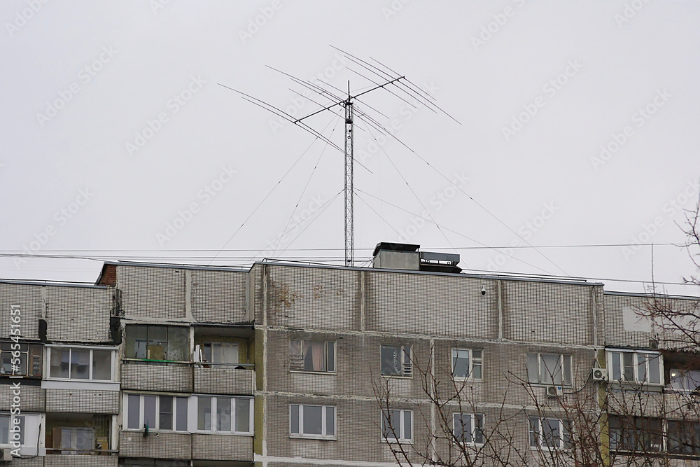 Amateur radio antenna on the roof of a high-rise building Amateur radio antenna on the roof of a high-rise building