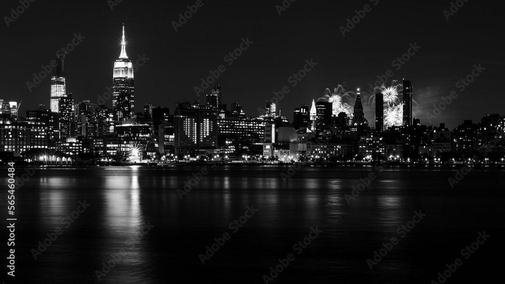 Obraz premium NYC Fireworks B&W