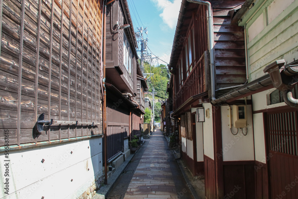 金沢、ひがし茶屋街。金沢、ひがし茶屋街。江戸時代そのままの建物が残る風情ある街。