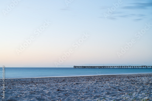 A sunset jetty in South Australia with blue tones © Alejandro Barros