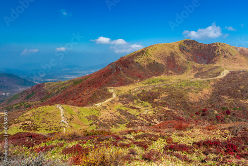 紅葉の九重山・扇ヶ鼻と星生山