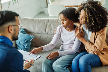 child problem mother woman family daughter therapy psychotherapy parent psychologist teenage help patient psychology girl doctor care advice kid support female office psychiatrist counseling social 
