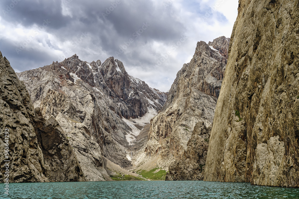 Rock formation around the alpine Köl-Suu lake, Kurumduk valley, Naryn province, Kyrgyzstan