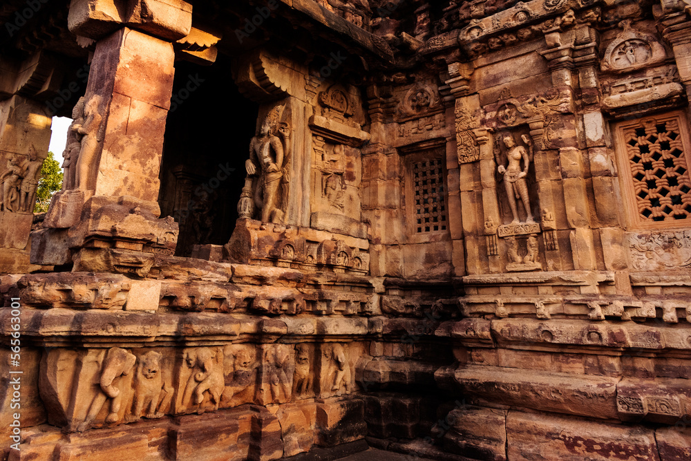 Ancient Indian temple architecture,carved idols on the walls of virupaksha temple,Pattadakal,Karnataka.