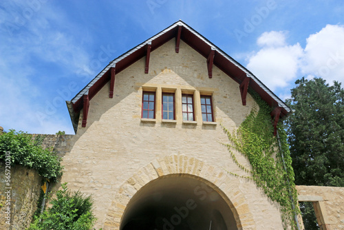 Gatehouse in Rodemack in France	 photo