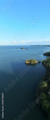 Fototapeta Naklejka Na Ścianę i Meble -  The Gulf of Nicoya is a large body of water located in the Pacific Ocean off the coast of Costa Rica. It is known for its beautiful beaches, and clear waters.	