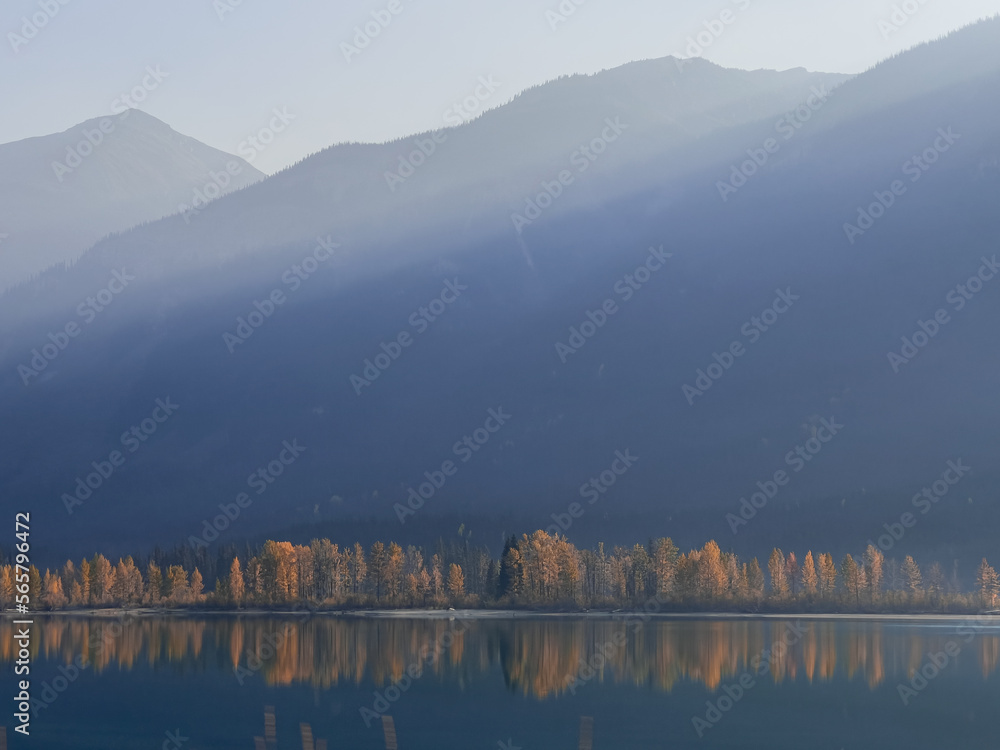 Fototapeta premium misty morning on the river