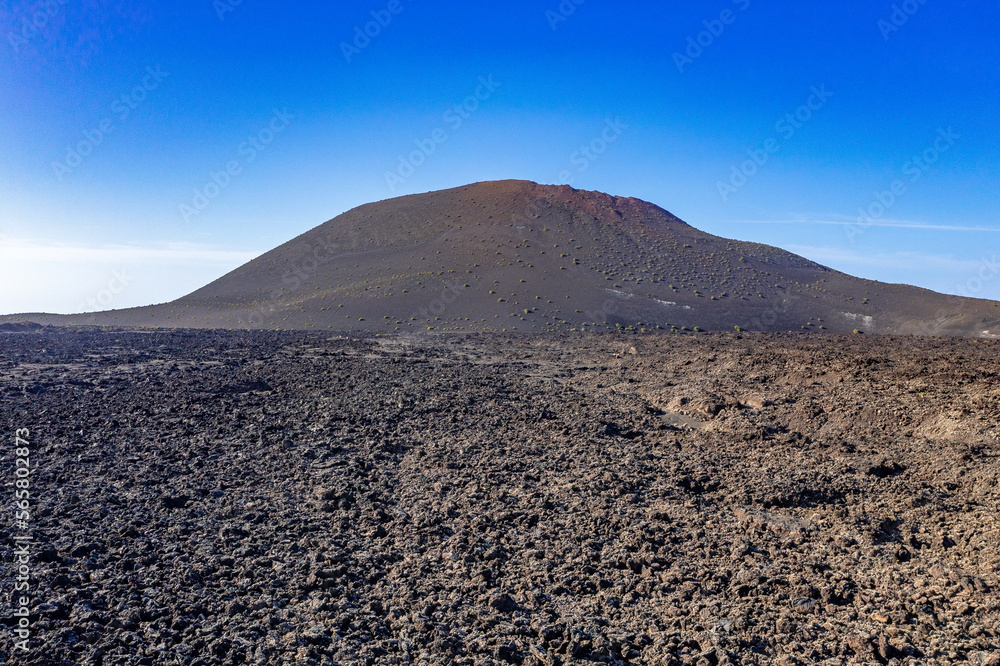 Montana Tinga - Vulkan Landschaften auf Lanzarote von oben
