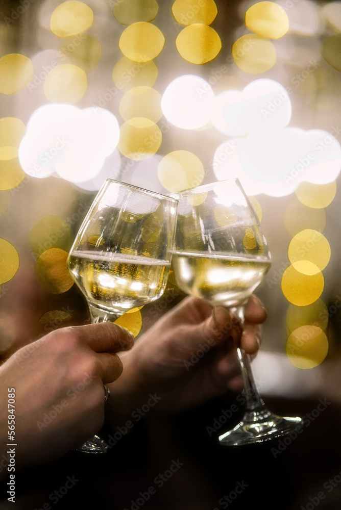 Obraz premium Brindisi e luci