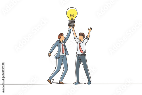 Single continuous line drawing goal achievement, winning, teamwork, business. Team businessman holding light bulb. Successful trouble solution idea creation. One line draw design vector illustration