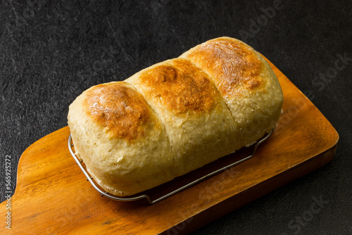 手作りパン Freshly baked handmade bread outdoors