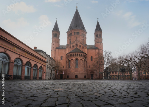 Mainz Cathedral at Liebfrauenplatz - Mainz, Germany