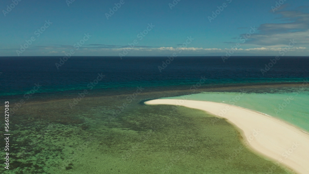 Obraz premium Beautiful beach on tropical island surrounded by coral reef, sandy bar, top view. Sandbar Atoll. Summer and travel vacation concept, Camiguin, Philippines.